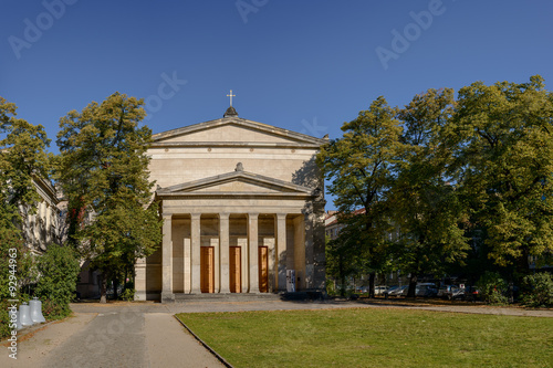"Klassizistische St. ElisabethKirche in BerlinMitte" Stockfotos und
