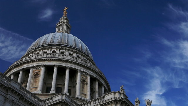 Time lapse: The dome of St. Paul's Cathedral, London