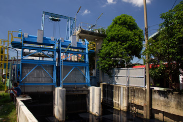 irrigate dam and water treatment machine