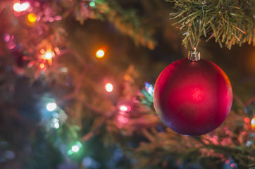 Obraz na płótnie Canvas Christmas ornaments on the Christmas tree.