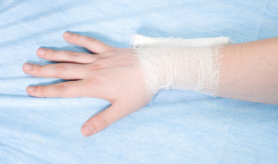 bandaging hand