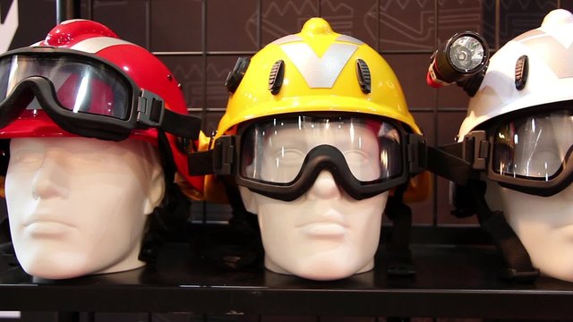Mannequins with protective helmet and goggles