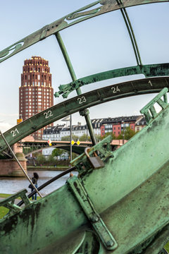 Skulptur am Main, Frankfurt