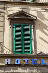 Hotel-Leuchtreklame