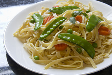 Fettuccini Alfredo Primavera