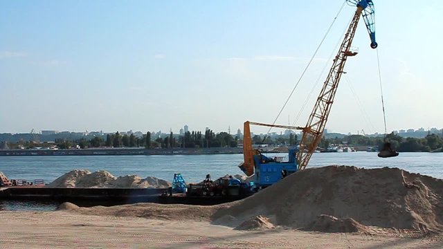 Floating crane