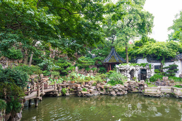 Obraz na płótnie Canvas Traditional Chinese private garden - Yu Yuan, Shanghai, China