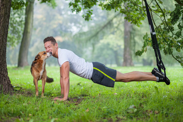 push ups with sling trainer