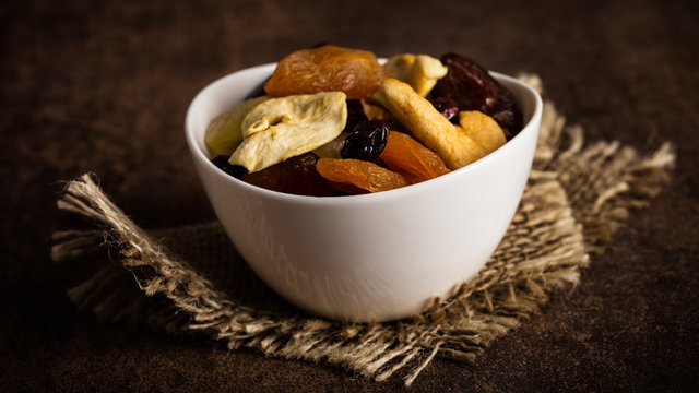 Trockenobst - dried fruits