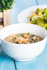 mung beans soup with spicy dried crispy pork fat