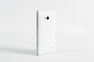 biały smartfon