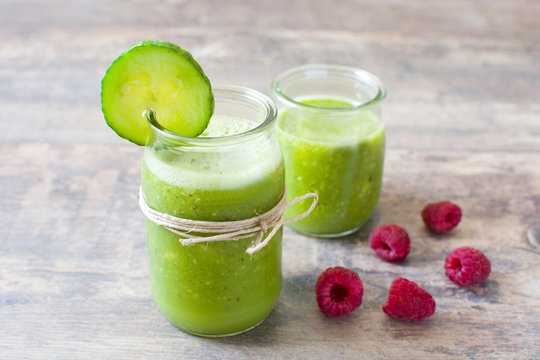 Green smoothie with cucumber and raspberries
