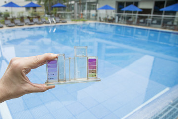 Medidor de PH y cloro de piscina - mantenimiento