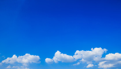 clouds in the blue sky