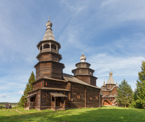 Fototapeta na wymiar Old wooden rural Orthodox church in the museum of wooden architecture Vitoslavlitsy in the neighborhood Veliky Novgorod 