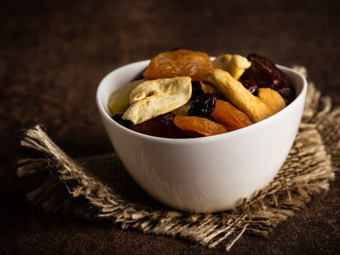 Trockenobst - dried fruits