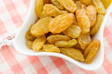 Dried Yellow raisins.