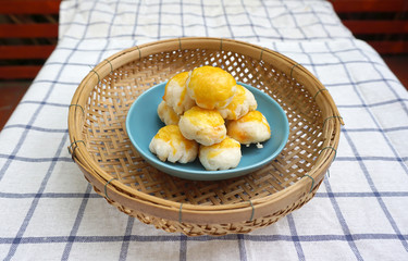 Chinese pastry with salted egg yolk
