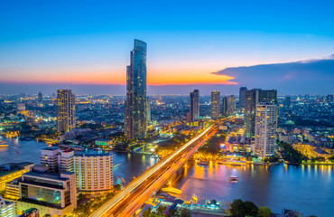 Landscape of river in Bangkok cityscape in night time - obrazy, fototapety, plakaty