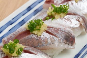 アジのにぎり寿し