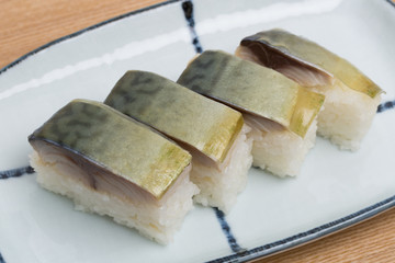 鯖寿司　