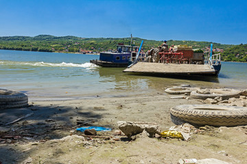 Obraz premium River crossing.