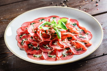 meat carpaccio