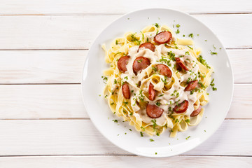 Pasta with sausages and vegetables 