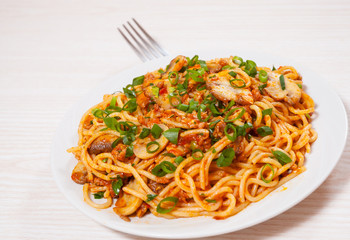 spaghetti with mushroom and minced meat