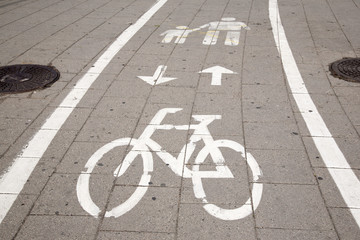 Obraz premium Bicycle and Pedestrian Lane Sign