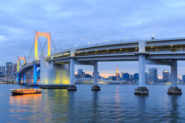 Fototapeta na wymiar Twilight Tokyo Rainbow bridge in Japan