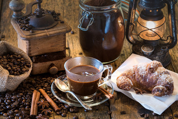 Coffee in set breakfast on wood tabel