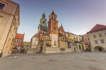 Obraz premium Morning view of the Wawel cathedral on the Wawel Hill, Krakow, Poland.