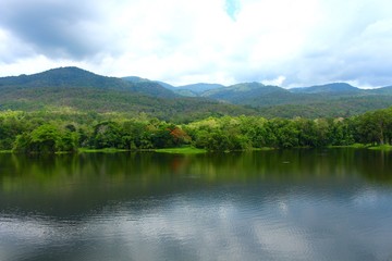 Obraz na płótnie Canvas Reservoir in chiangmai.
