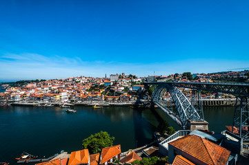 Fototapeta na wymiar Douro river and the Porto city