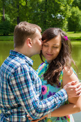 Fototapeta premium Lovers walk in the Park in summer
