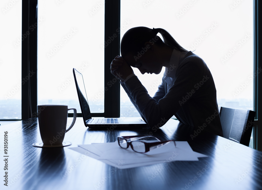 Wall mural Stressed business woman