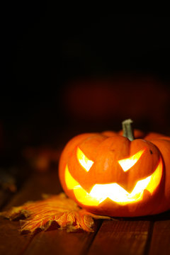 Halloween jack o' lantern background