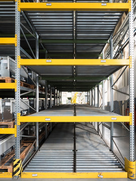 shelving gravity for pallets