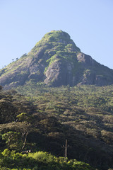 Fototapeta na wymiar Вид на вершину пика Адама. Шри-Ланка