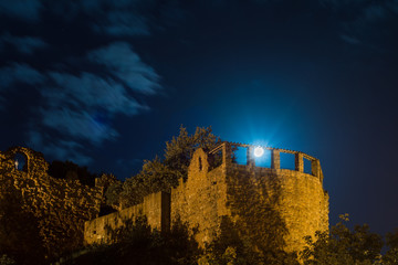 Mondschein über Burg Giebichenstein, Halle/Saale