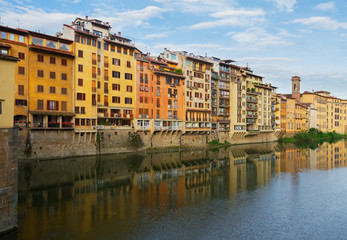 Fototapeta na wymiar old town and river Arno, Florence, Italy