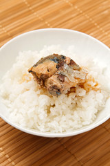 鯖缶