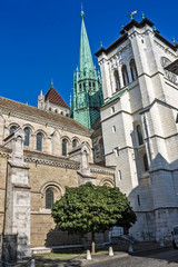 Fototapeta na wymiar St. Pierre Cathedral of Geneva, Switzerland