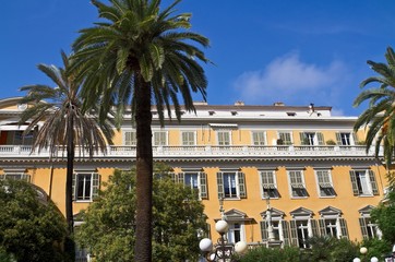 Fototapeta na wymiar Architektur in Nizza