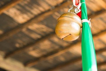 神社の鈴