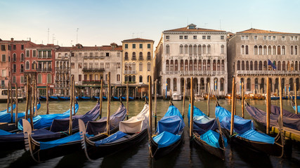 Obraz na płótnie Canvas Morning in Venice