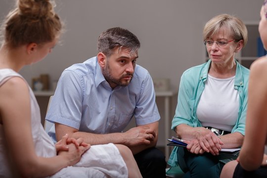 Telling about problems during therapy