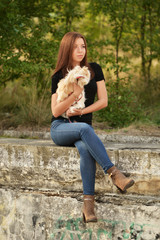 jolie femme avec lapin 