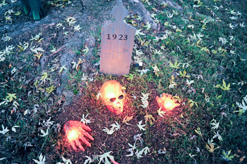 Halloween displays in Memphis, TN